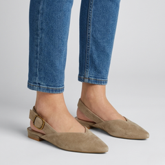 Oliva | Zapatilla de Tacón Elegante y Cómoda